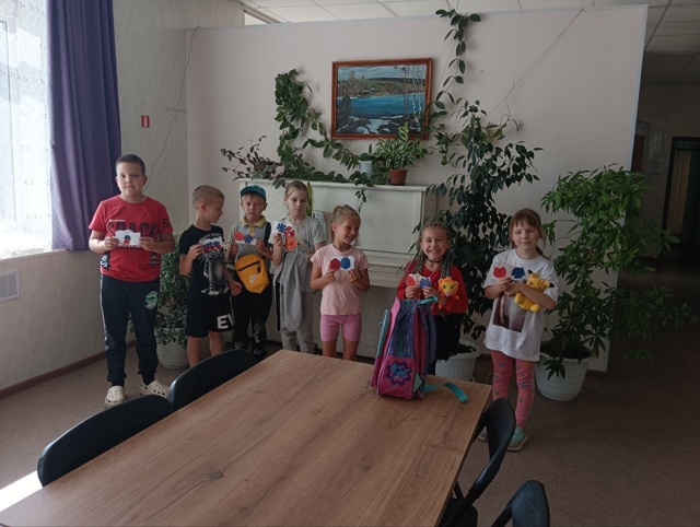 С любовью к Родине Мастер-класс по созданию открытки ко Дню Государственного флага!