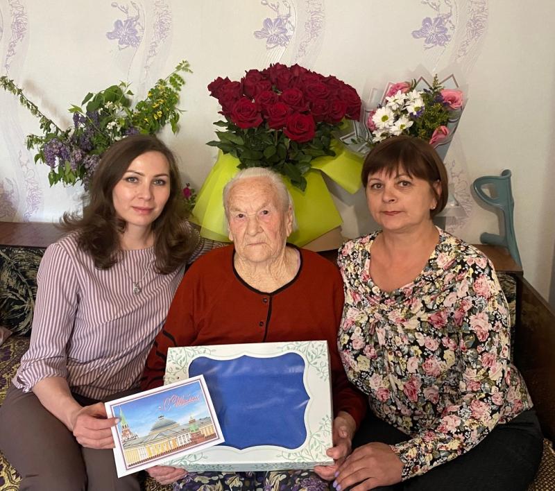 17 мая 2023 года отмечает свой 95-летний юбилей труженик тыла, Адамцева Александра Васильевна