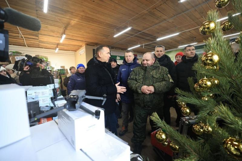  Губернатор Вадим Шумков поблагодарил всех, кто принял участие в формировании и отправке самого большого гуманитарного груза в зону СВО из Курганской области с начала спецоперации