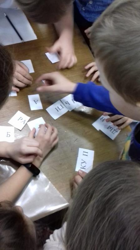 Зачем нужна ребенку финансовая грамотность? Знакомство с финансами ребятам помог организовать специалист по социальной работе из с. Колташево.